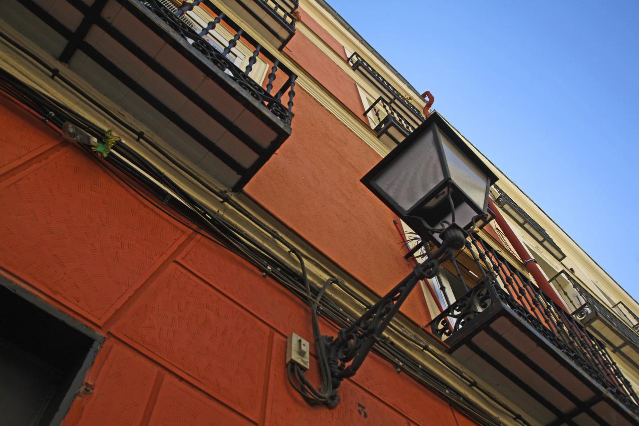 Reina Sofia Boutique I Apartment Мадрид Екстериор снимка